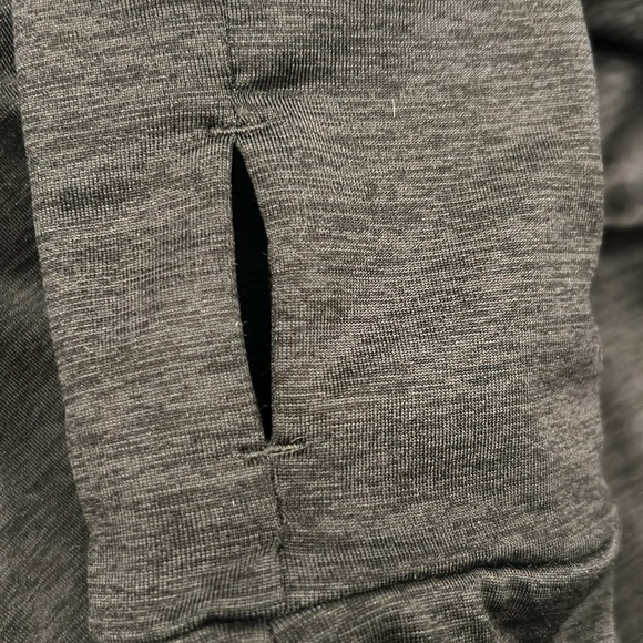 Activewear Top - Picture 5 of 7